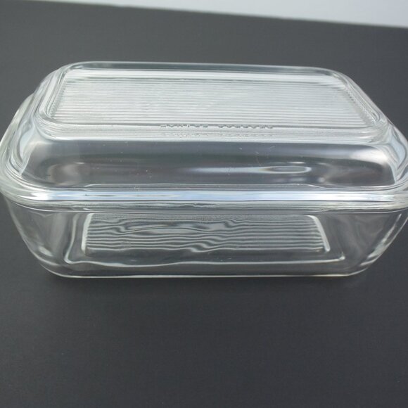 Vintage Arcoroc France Ribbed Butter / Refrigerator Dish w Lid Pressed Glass EUC - Picture 1 of 9